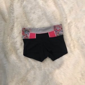 Lulu Lemon reversible shorts